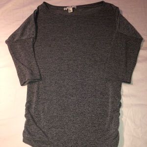 💚2 for $12💜Forever 21 gray fitted shirt like new